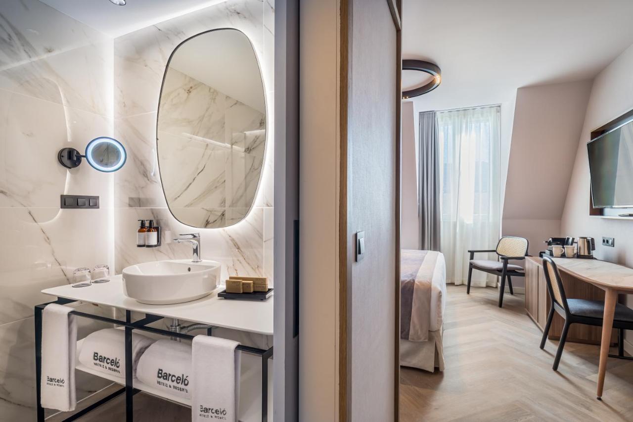 מלון Barcelo Funchal Oldtown מראה חיצוני תמונה A room at the hotel