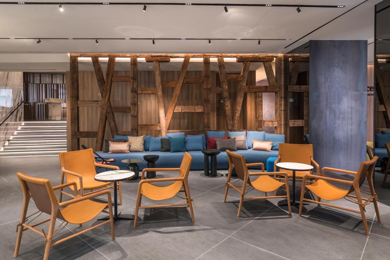 מלון Barcelo Funchal Oldtown מראה חיצוני תמונה The lounge at the airport